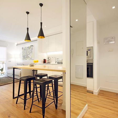 Gran Via Suites Madrid Ngoại thất bức ảnh