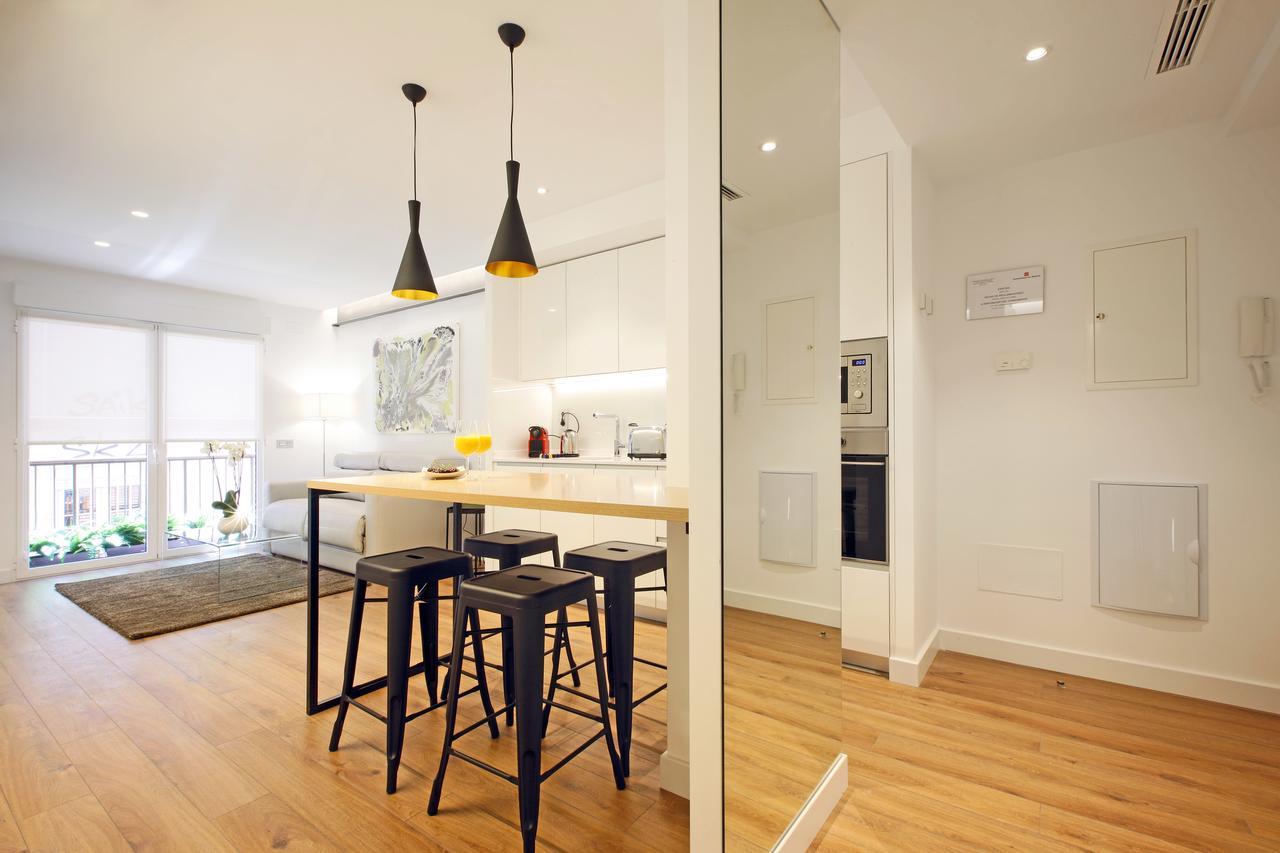 Gran Via Suites Madrid Ngoại thất bức ảnh