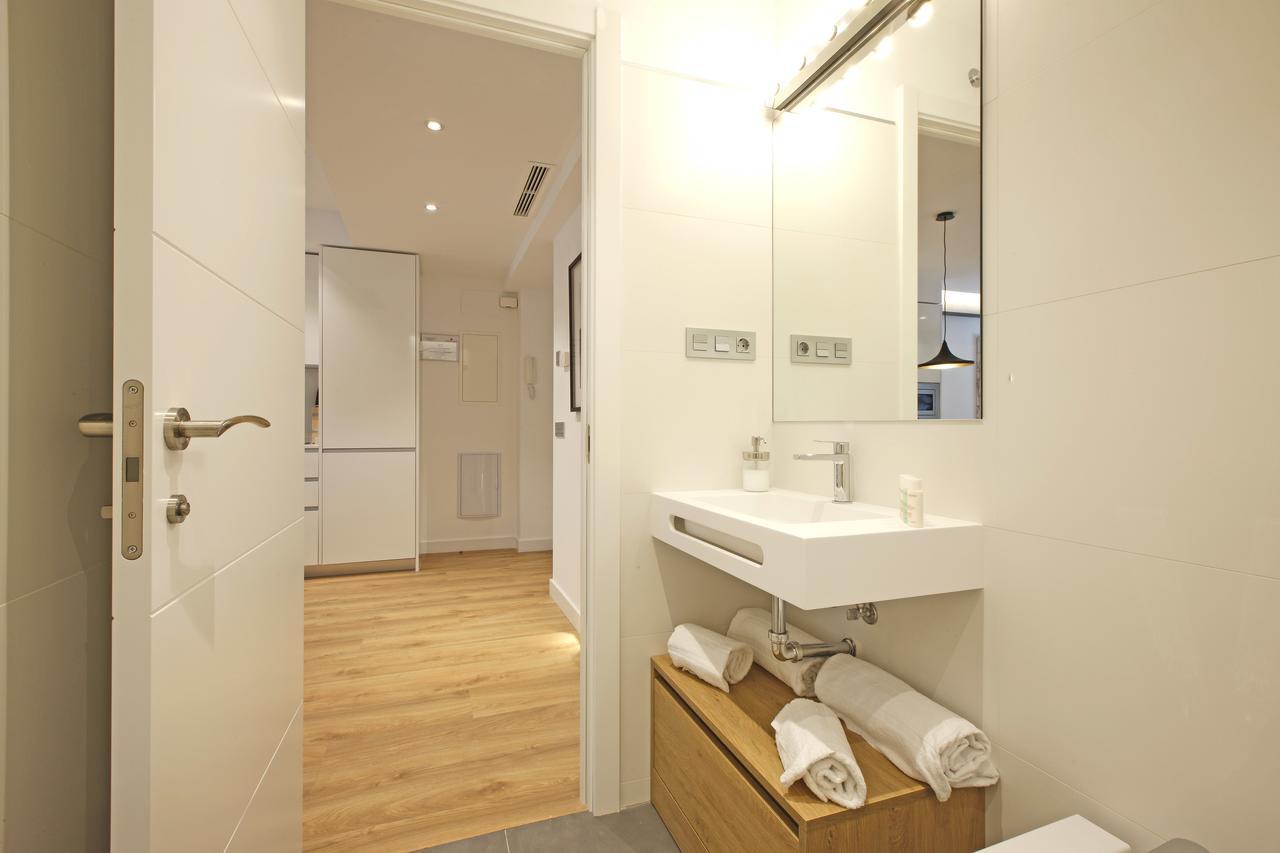 Gran Via Suites Madrid Ngoại thất bức ảnh